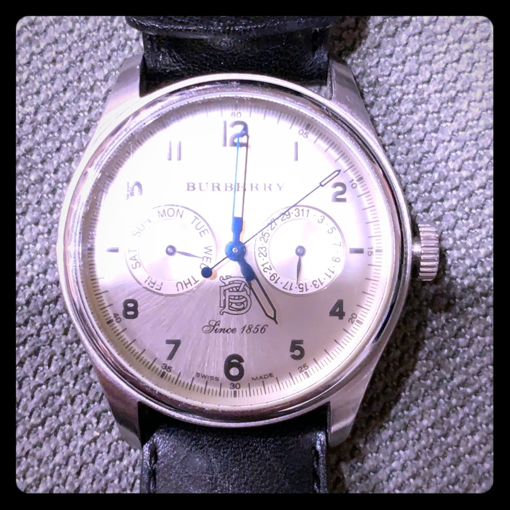 Men’s Burberry black genuine leather watch